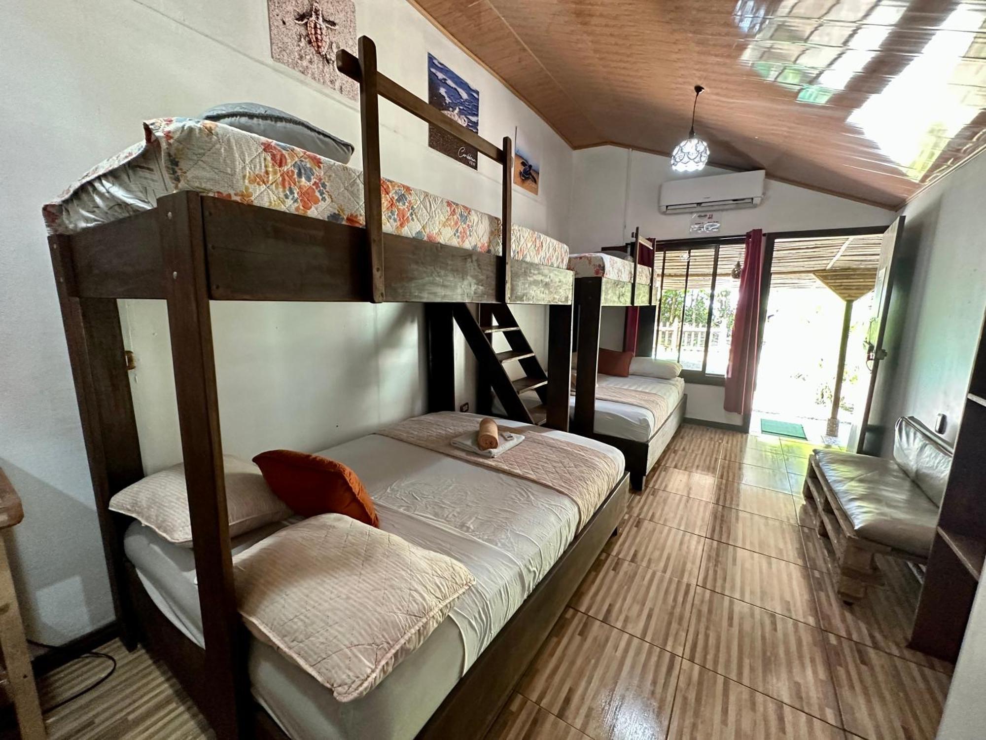 Caribbean View Apartment Tortuguero Bagian luar foto